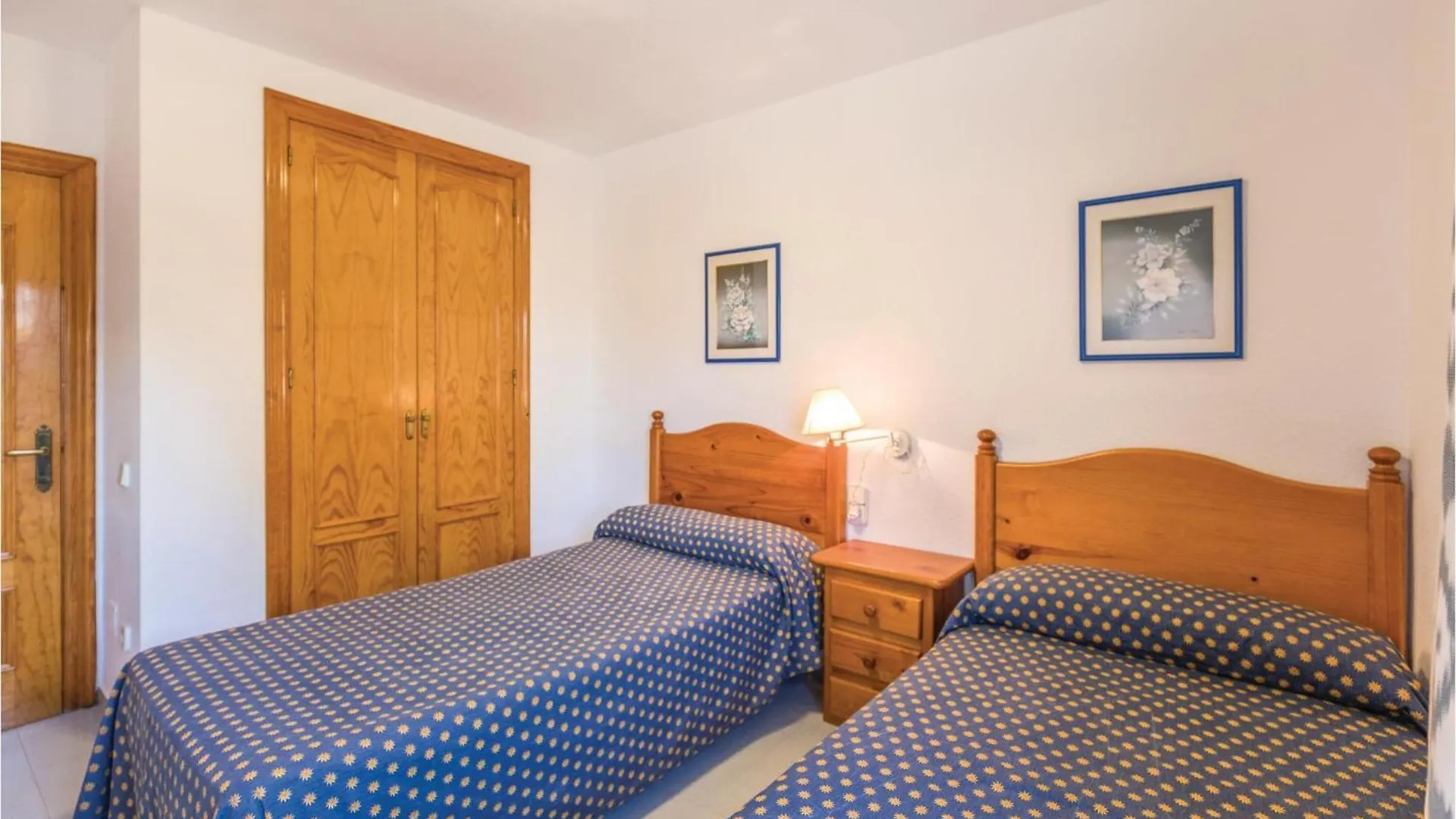Lovely Apartment In Roquetas De Mar