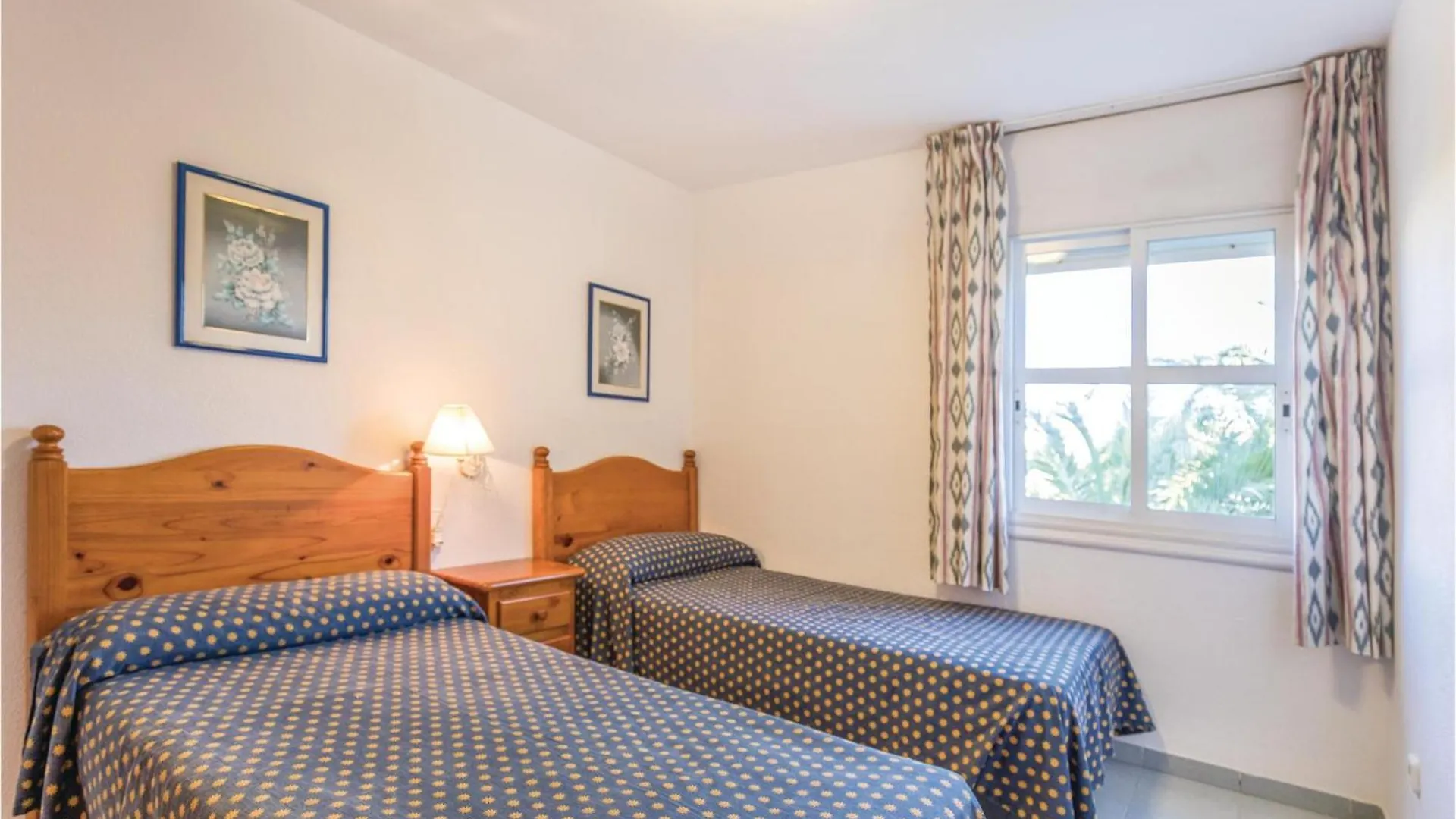 Lovely Apartment In Roquetas De Mar