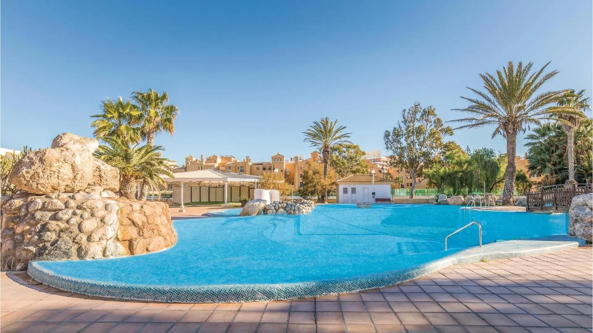 Lovely Apartment In Roquetas De Mar Spain