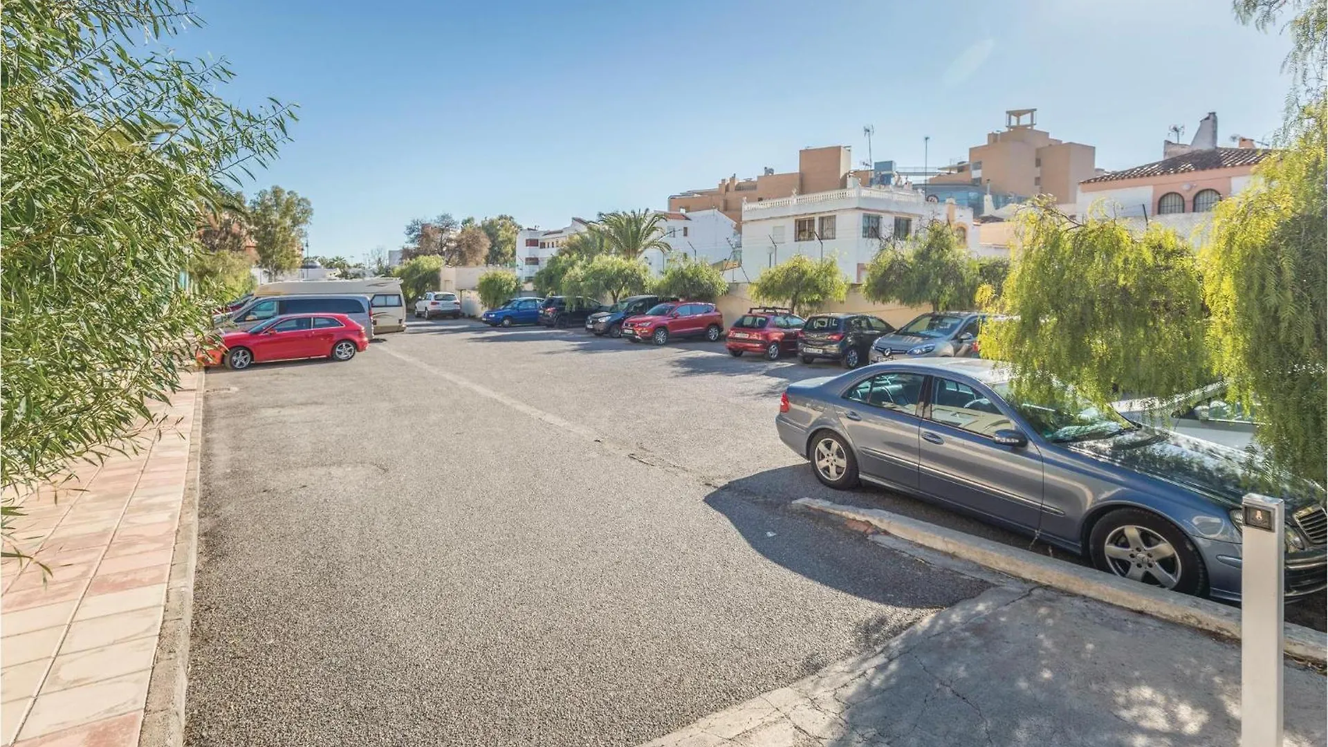 Lovely Apartment In Roquetas De Mar